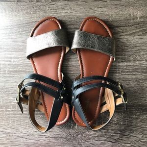Super cute comfortable sandals
